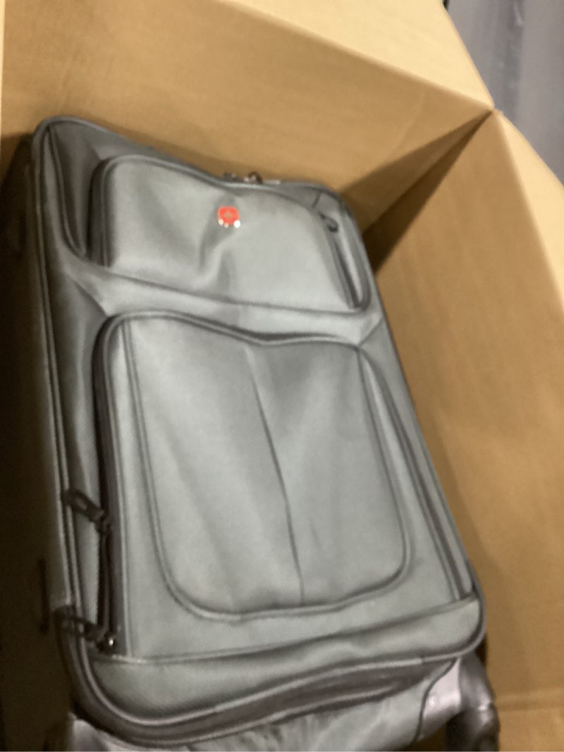 Condition photo showing Good Condition for SwissGear Sion Softside Expandable Luggage – Medium Checked Suitcase with 360 Degree Wheels & Retractable Handle – 25 Inch, Perfect for 1-7 Night Trips – Dark Gray Checked-Medium 25-Inch Dark Grey