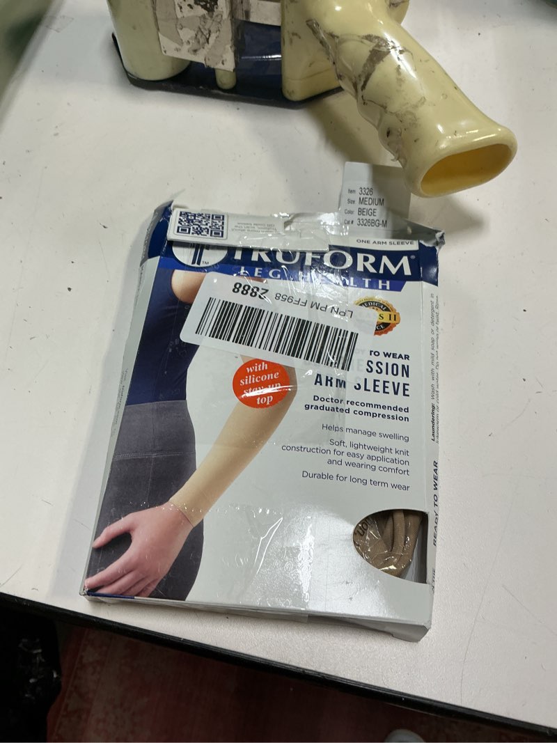 Condition photo showing New/Like New for Truform Lymphedema Compression Arm Sleeve, 20-30 mmHg Post Mastectomy Support, Dot Top Grip Band, Beige, Medium Beige Medium