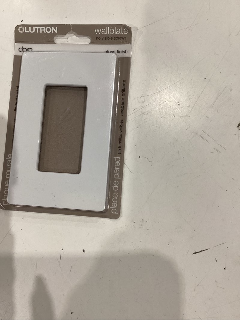 Condition photo showing Good Condition for lutron claro light switch cover plate, 1 gang wallplate, for decorator light switches, rocker light switch cover, outlet cover, screwless switch plate cover, gloss, cw-1-wh, white white 1 pack