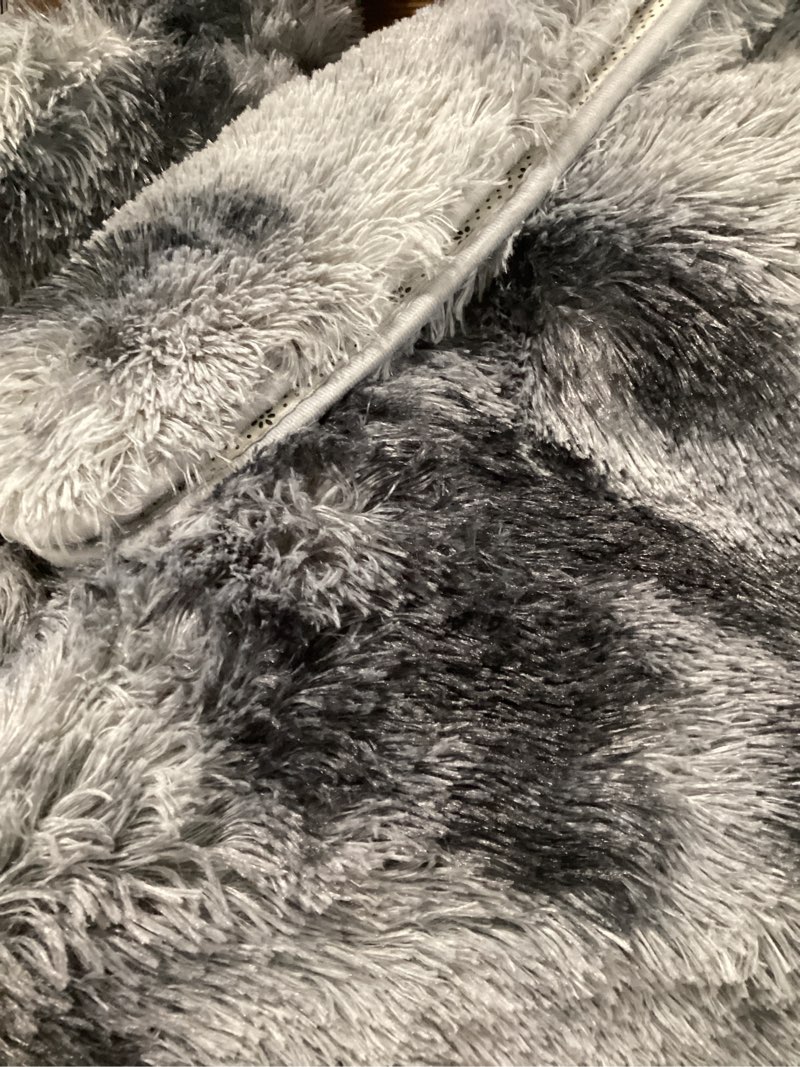 Shag Area Rug,Super Soft Fluffy Plush Carpet for Living Room & Bedroom,Grey Modern Shaggy Rug for Girls Kids Room, Nursery & Dorm,Anti-Slip Fuzzy Home Decor Rug