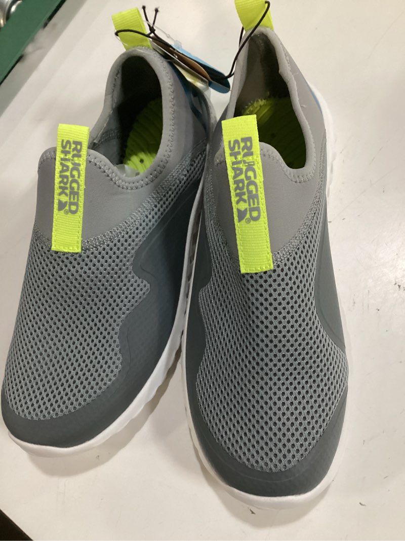 Condition photo showing Good Condition for rugged shark toddler & kids water shoe (size:5)