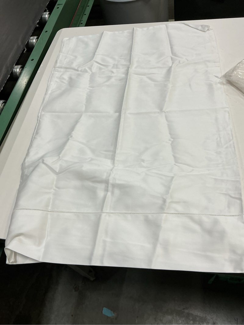 Condition photo showing Good Condition for quince  organic cotton pillowcase set white king 