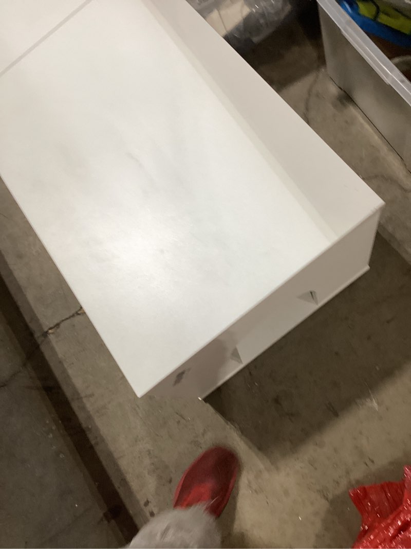 https://lotting-media.assets.bidfta.com/lotting_ed8d1096-a30c-4449-86af-a1c74273e5ae