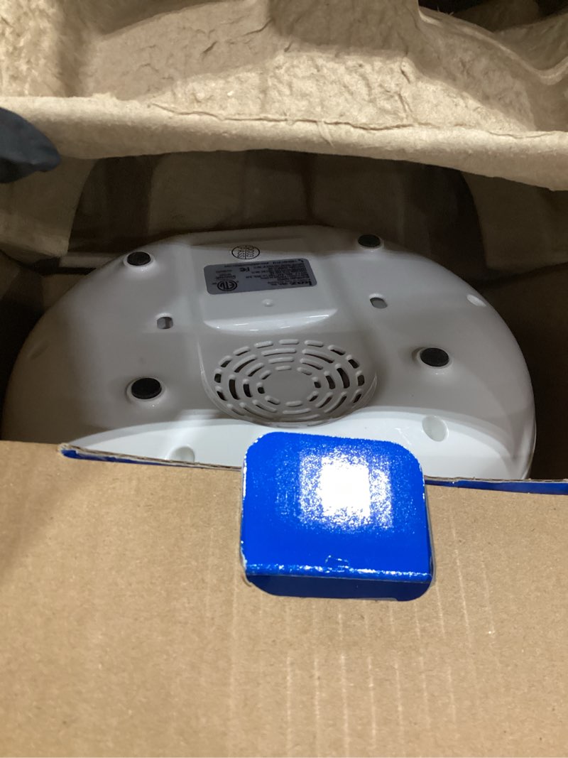 Condition photo showing Good Condition for Vicks Filter-Free Ultrasonic Humidifier, Recommended by Pediatricians*, 1.2 Gal Ultrasonic Cool Mist Humidifiers for Bedrooms & Kids Rooms, Works with Vicks VapoPads