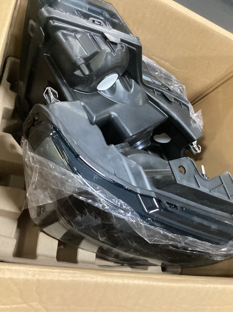 Condition photo showing Good Condition for PIT66 Headlight, Fit for 09-14 Ford F150, Left and Right OE Style Pickup Truck Replacement for 2009-2014 Headlamp Assembly Driver & Passenger Smoky lens Black Housing Amber Reflector