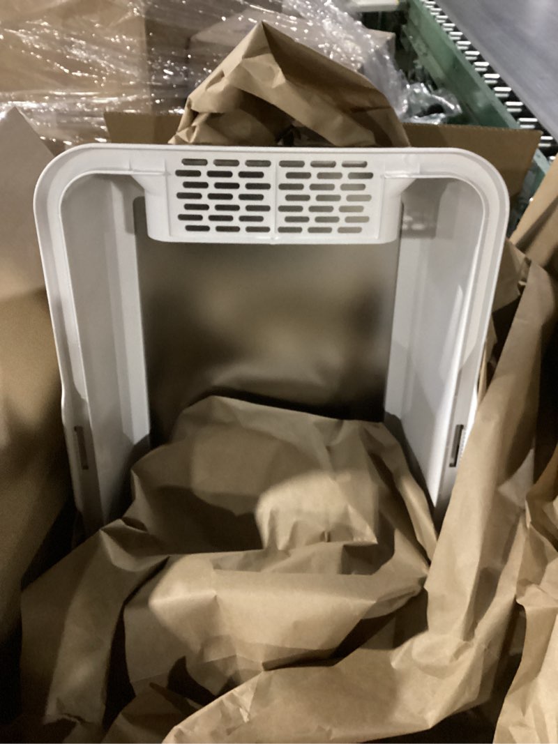 Condition photo showing Good Condition for SIMILAR TO STOCK PHOTO. Stainless Steel Cat Litter Box with Lid, XL Metal Litter Box for Big Cats, Extra Large Litter Box with High Sides, Never Absorbs Odors, Non-Sticky, Easy Clean, Anti-Urine Leakage, with Scoop A--White
