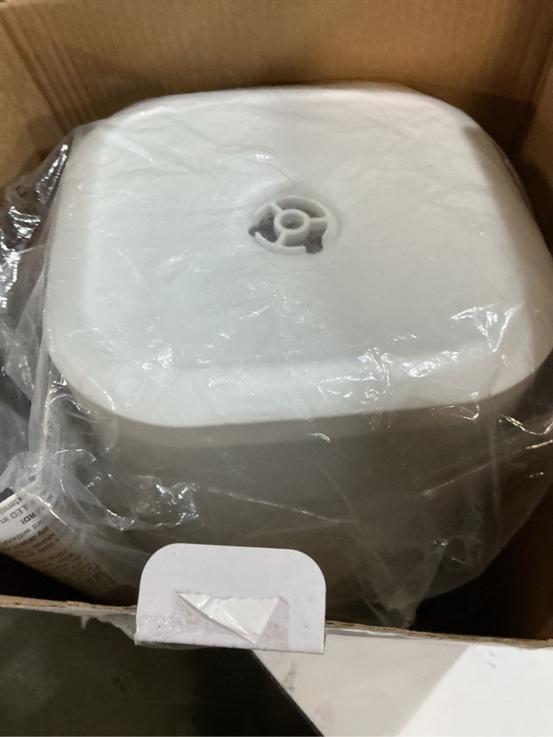 Condition photo showing Good Condition for safety 1st easy-fill cool mist humidifier, white