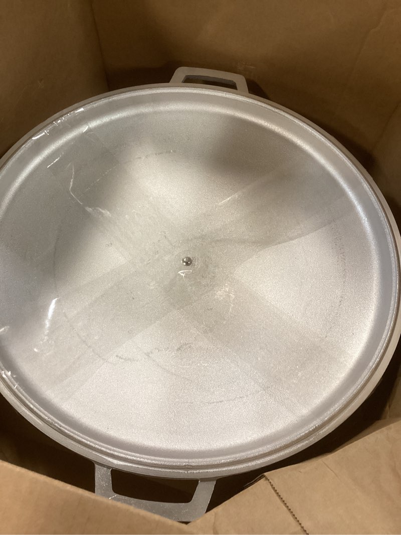 Condition photo showing Good Condition for imusa gau-80508 jumbo traditional natural caldero for cooking and serving, 18 quart, silver aluminum lid 18 qt