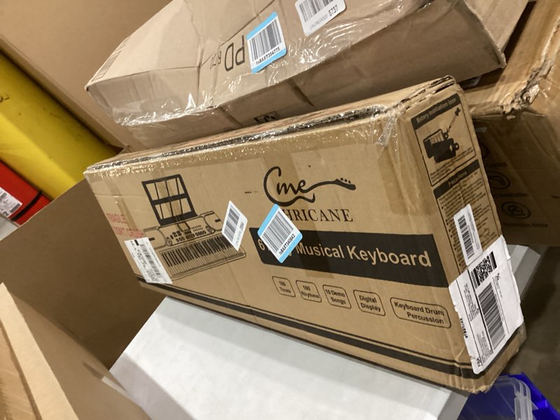 Condition photo showing New/Like New for Hricane Piano Keyboard, 61 Keys Beginner Electronic Keyboard Portable Digital Music Keyboard, Early Education Music Instrument with Microphone & Music Sheet Stand Black