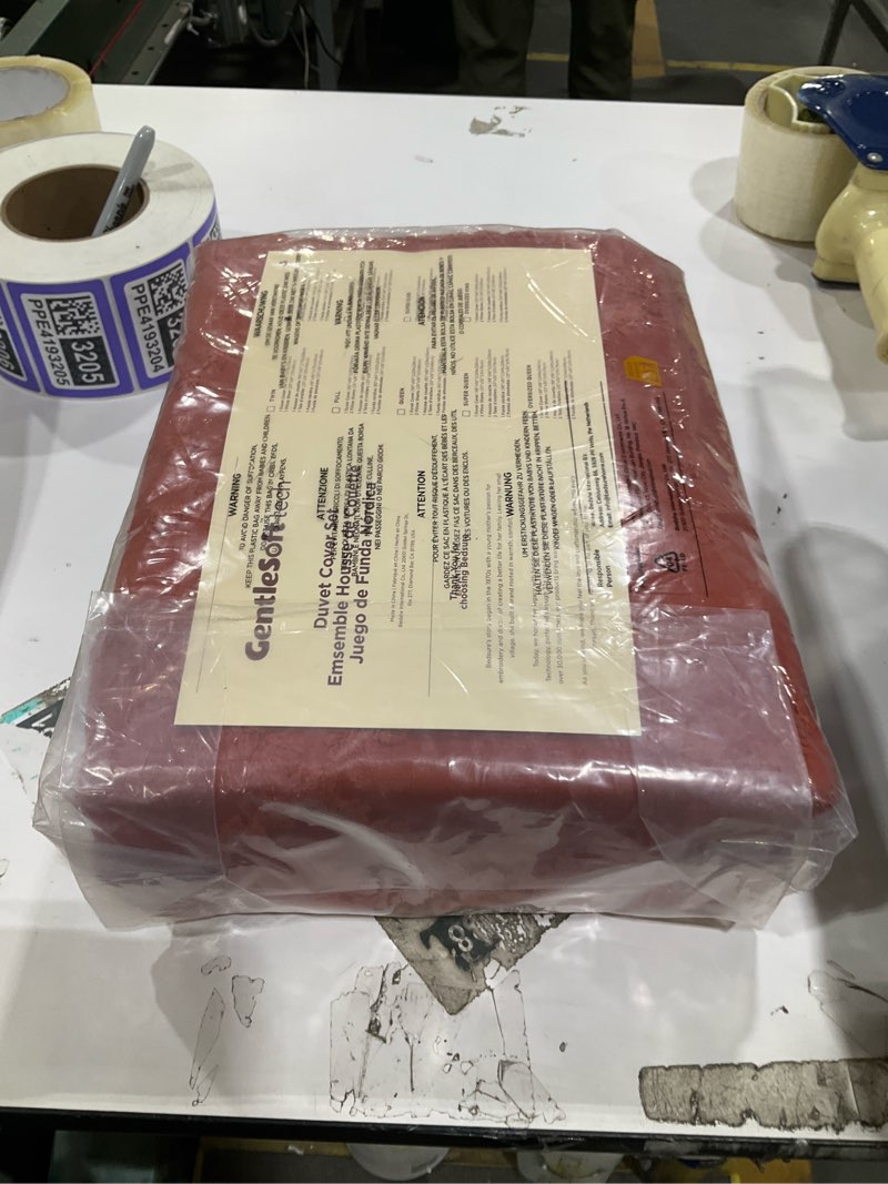 Condition photo showing Good Condition for bedsure boho duvet cover king size - boho bedding, tufted king duvet cover for all seasons, 3 pieces embroidery shabby chic home bedding,comforter not included (burnt orange, 104" x 90") 05 - burnt orange (no comforter) king (104" x 90")