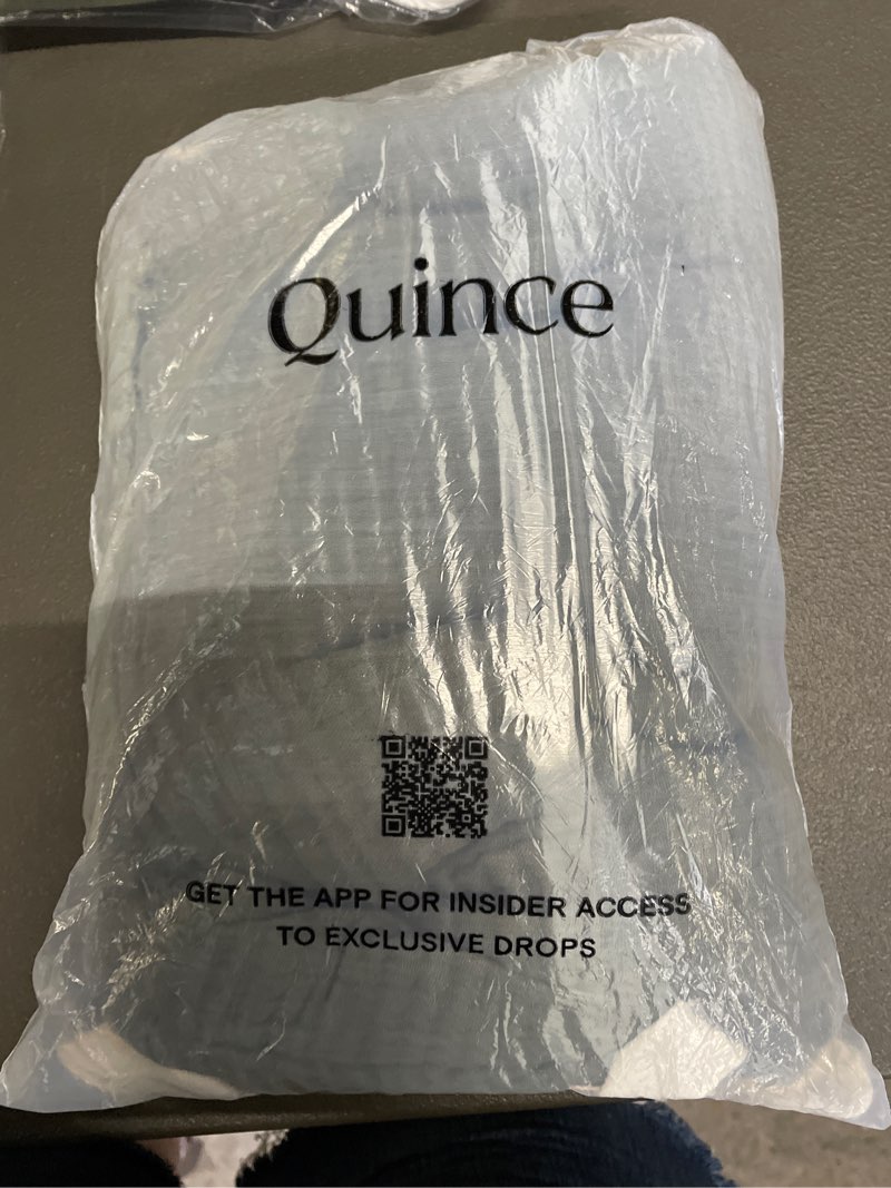 Condition photo showing Good Condition for organic airy gauze throw, one size, olive