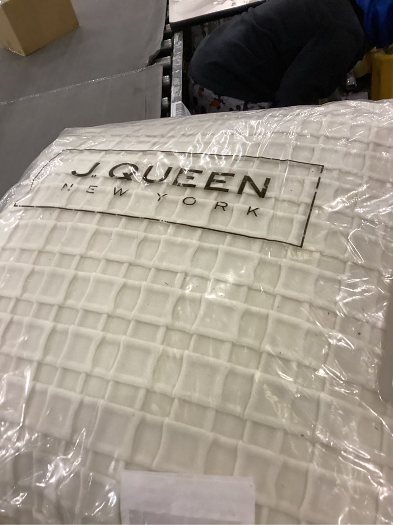 Five Queens Court Alice Throw Pillow, Winter White