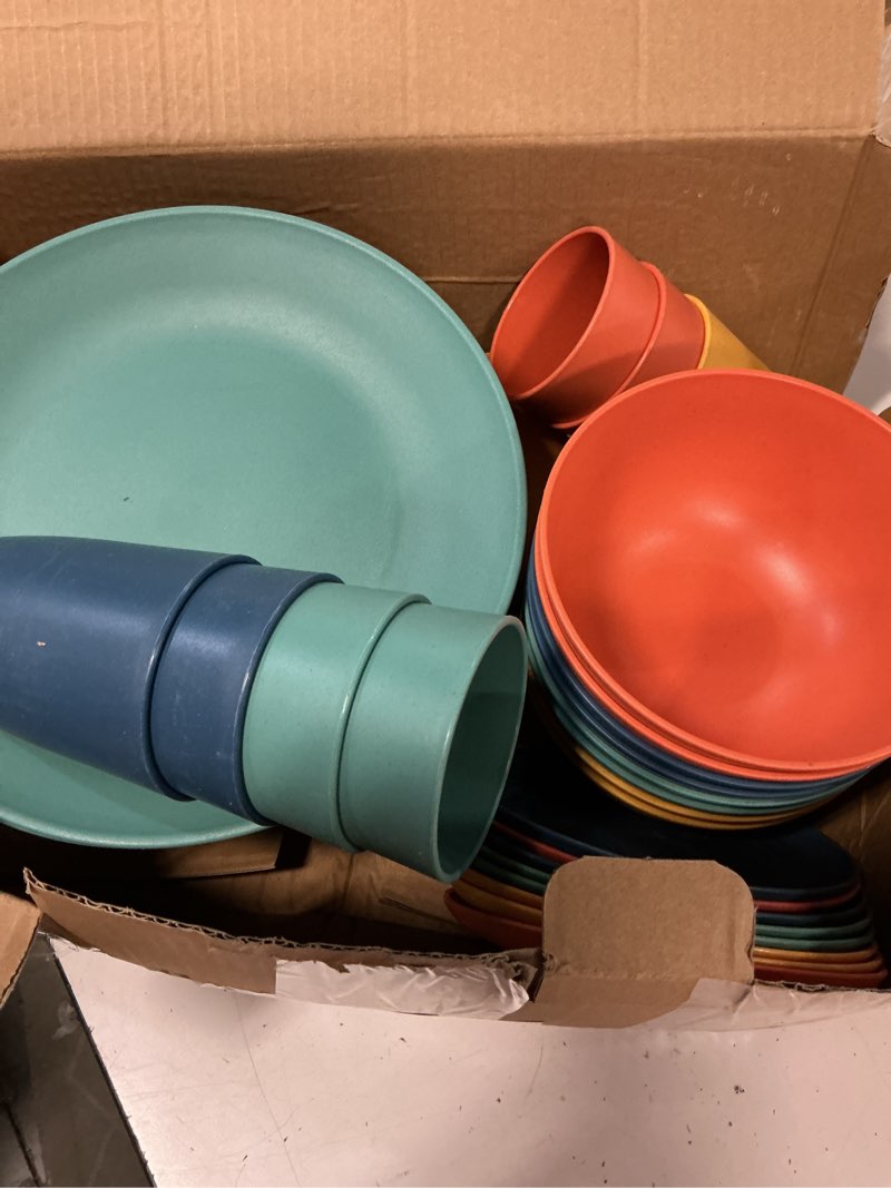 Condition photo showing Good Condition for homienly 40-piece premium wheat straw dinnerware sets, service for 8, unbreakable plates and bowls set - cups sets, dinner plates, bowls for kitchen,dishwasher and microwave safe dishes set - multi 40 pcs multicolor