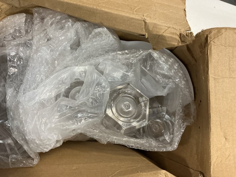 Condition photo showing Good Condition for mumufy 24 pcs plastic bud vases in bulk small clear flowers vases for centerpieces wedding decorations home banquet formal dinners party table decor(hexahedron)