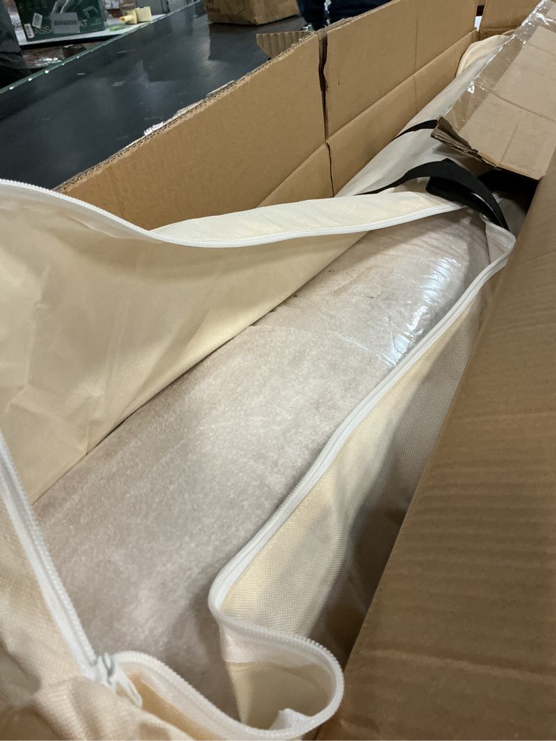 Condition photo showing Good Condition for Electric Heated Rug 4.6x6.6 ft Soft Plush Heater Carpet Heating Floor Mat with Timer Fast Warm Up for Office, Living Room, Dining Room, Study Room, Playroom 120V Chaoxi 4.6 ft x 6.6 ft Chaoxi_a