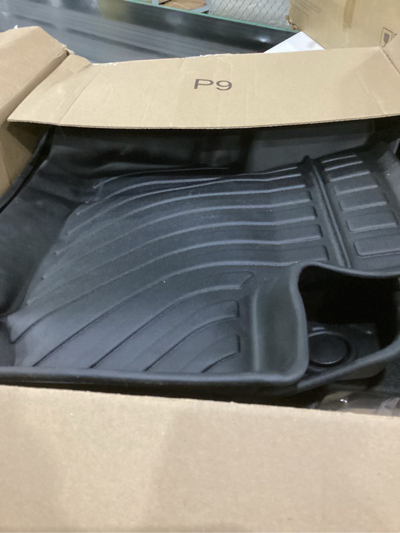 Condition photo showing Good Condition for binmotor-all weather car floor mats for volvo xc40 2019-2025 (not for recharge),1st & 2nd row, tpe all weather car mats liners for xc40 accessories cargo trunk mat-black 9) car mats for volvo xc40 (2019-2025)