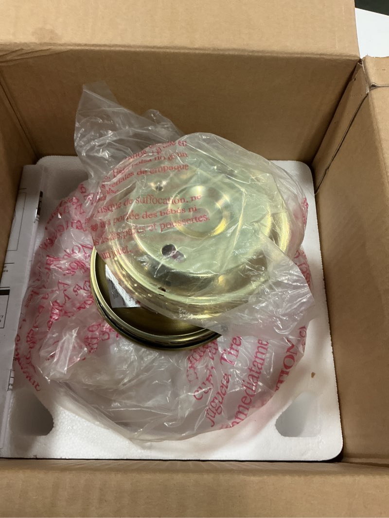 Condition photo showing Good Condition for Harbor breeze ceiling fan light kit