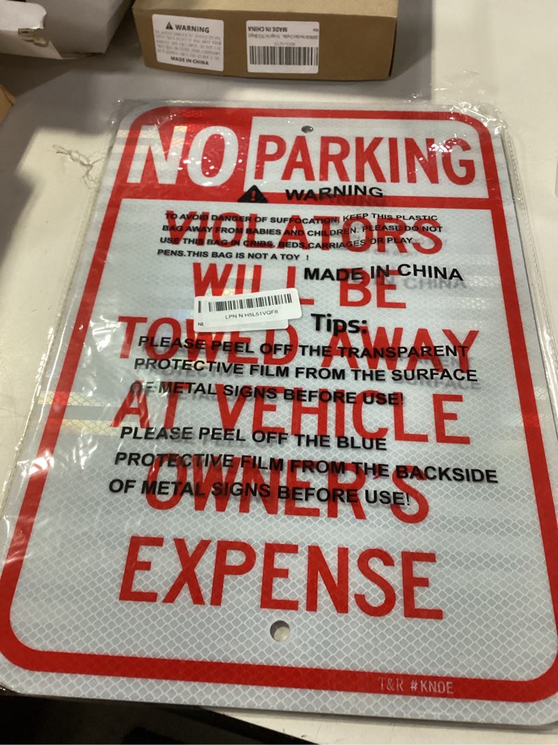 T&R (2 Pack) Large No Parking Sign, Violators Will Be Towed Away at Vehicle Owner's Expense Sign, 18