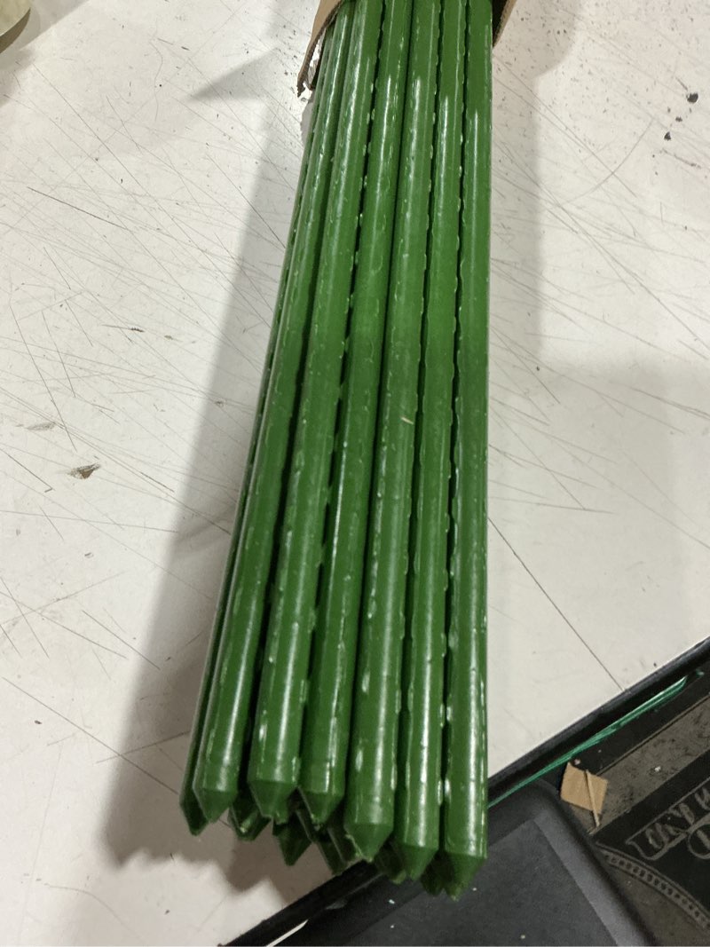 Condition photo showing Good Condition for g-leaf garden stakes 5 ft plastic coated steel tube sturdy metal plant sticks for tomato,cucumber,bean,tree,pack of 25 5ft-25 pack