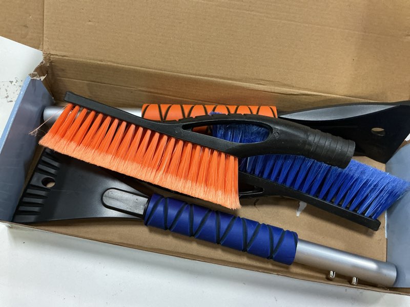 Condition photo showing Good Condition for EcoNour 27" Car Snow Brush and Ice Scrapers for Car Windshield (2 Pack) | Scratch Free Bristle Head Snow Brush & Tough Window Snow Scraper with Aluminium Body | Snow Removal Winter Car Accessories Blue & Orange