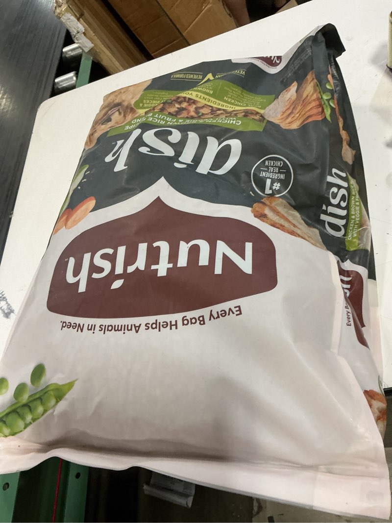 Condition photo showing New/Like New for nutrish rachael ray dish dry dog food chicken & brown rice recipe with veggie & fruit blend, 23 lb. bag chicken & brown rice recipe with veggies & fruit 23 pound (pack of 1)