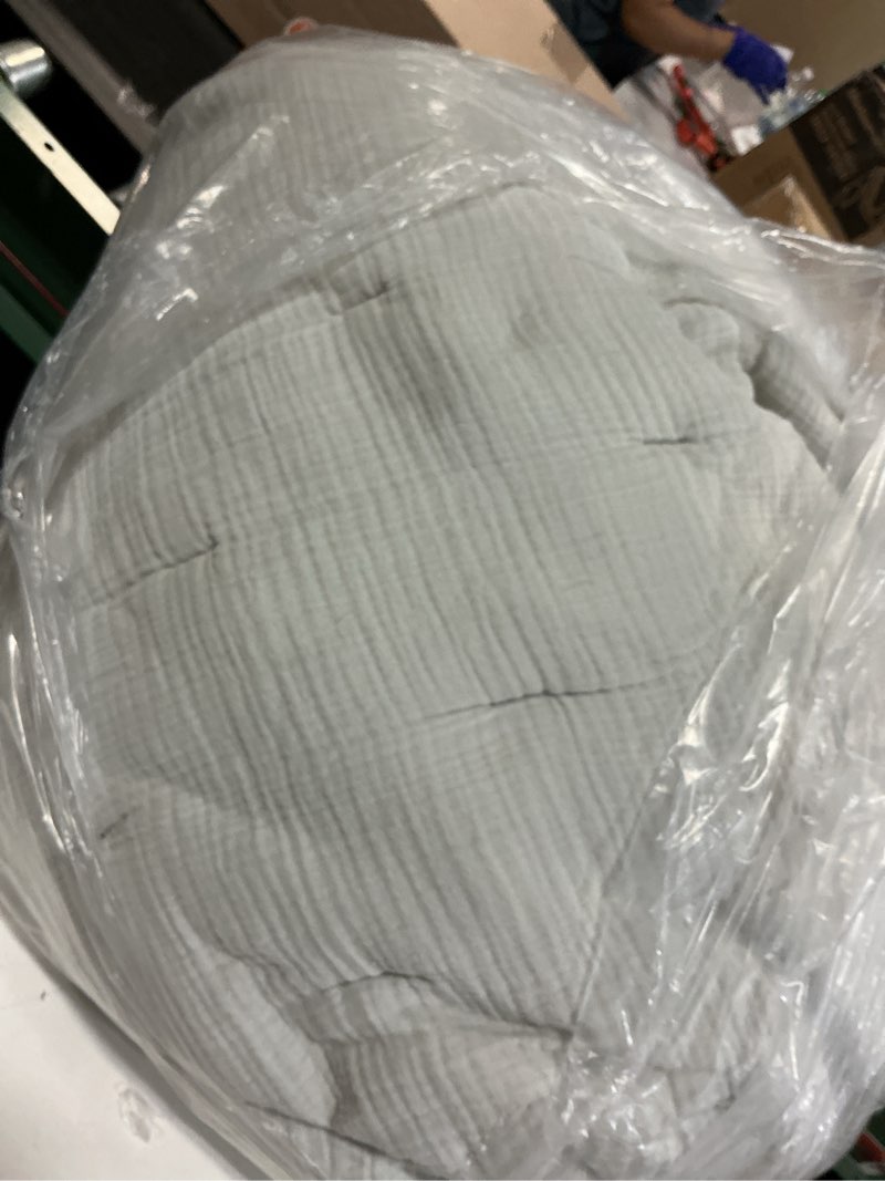 Condition photo showing As Is for organic cotton gauze dream quilt set, king/cal king, light grey