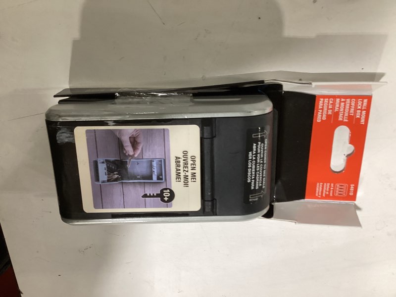 Condition photo showing Good Condition for master lock 5.2 in. h x 3 in. w x 2 in. l metal 4-dial combination lock box