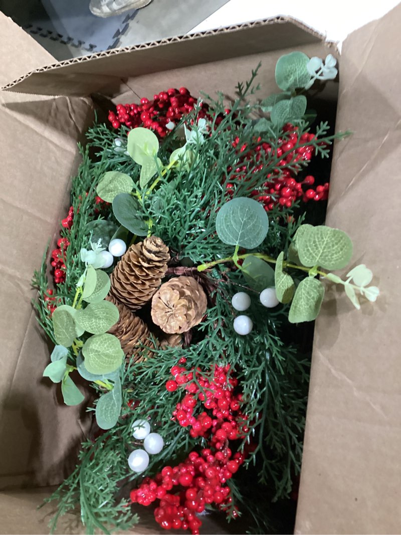 Condition photo showing Good Condition for Similar product different from stock photoChristmas Candle Rings- 4.3 Inches Candle Wreaths Candle Garland with Artificial Red Berries- Xmas Wreath Candle Holder for Christmas Wedding Table Dinner Party Decoration, 4 Pcs Berries 4.3 Inches
