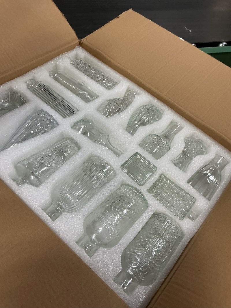 Condition photo showing New/Like New for Set of 40 Glass Bud Vases, Small Clear Glass Vases in Bulk, Mini Vintage Embossed Flower Vase for Wedding, Centerpieces, Birthday Party, Baby Shower, Home Table Decorations (Clear) Clear 40