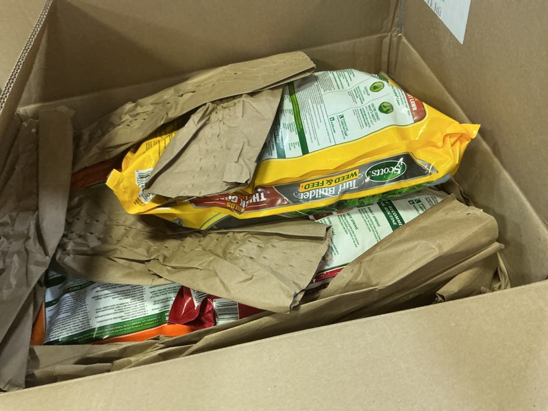 Condition photo showing Good Condition for scotts turf builder 3-bag lawn care bundle for small, northern lawns with weed & feed5, summerguard and winterguard, weed killer, insect killer, grass fertilizer 3 step small yard