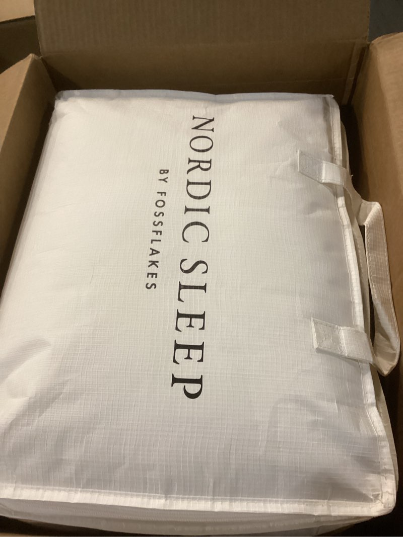 Condition photo showing Good Condition for fossflakes nordic sleep, bed pillow hypoallergenic supportive with down alternate, breathable and machine washable, ideal for side sleepers (white medium low, king (u.s. standard)) white medium low king (u.s. standard)