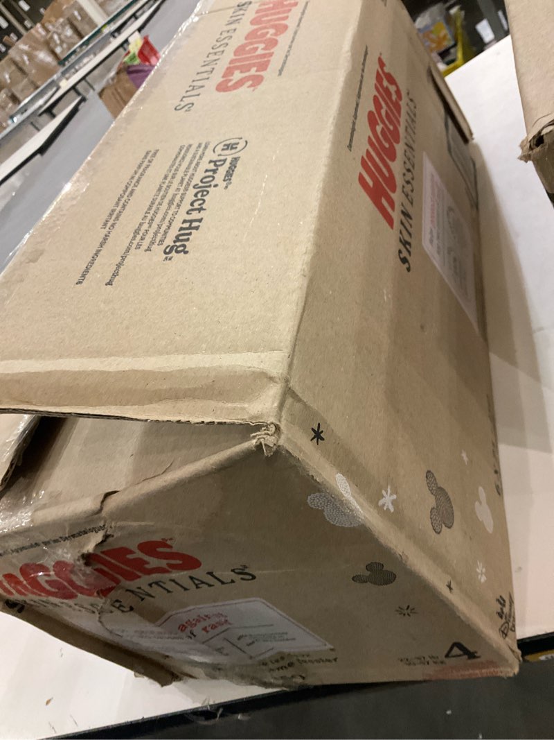Huggies size 4 diapers 6 pack 