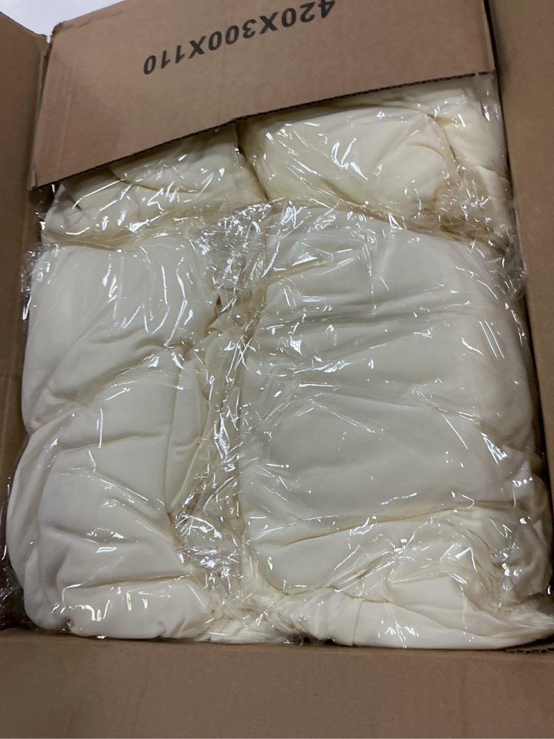 Condition photo showing Good Condition for 6-Pack Premium Cream Spandex Tablecloths for 6ft Rectangle Tables, Stain & Wrinkle-Resistant, Washable Stretch Polyester Fitted Table Cover for Weddings, Banquets, Trade Shows Events Cream 6 FT | 6 Pack