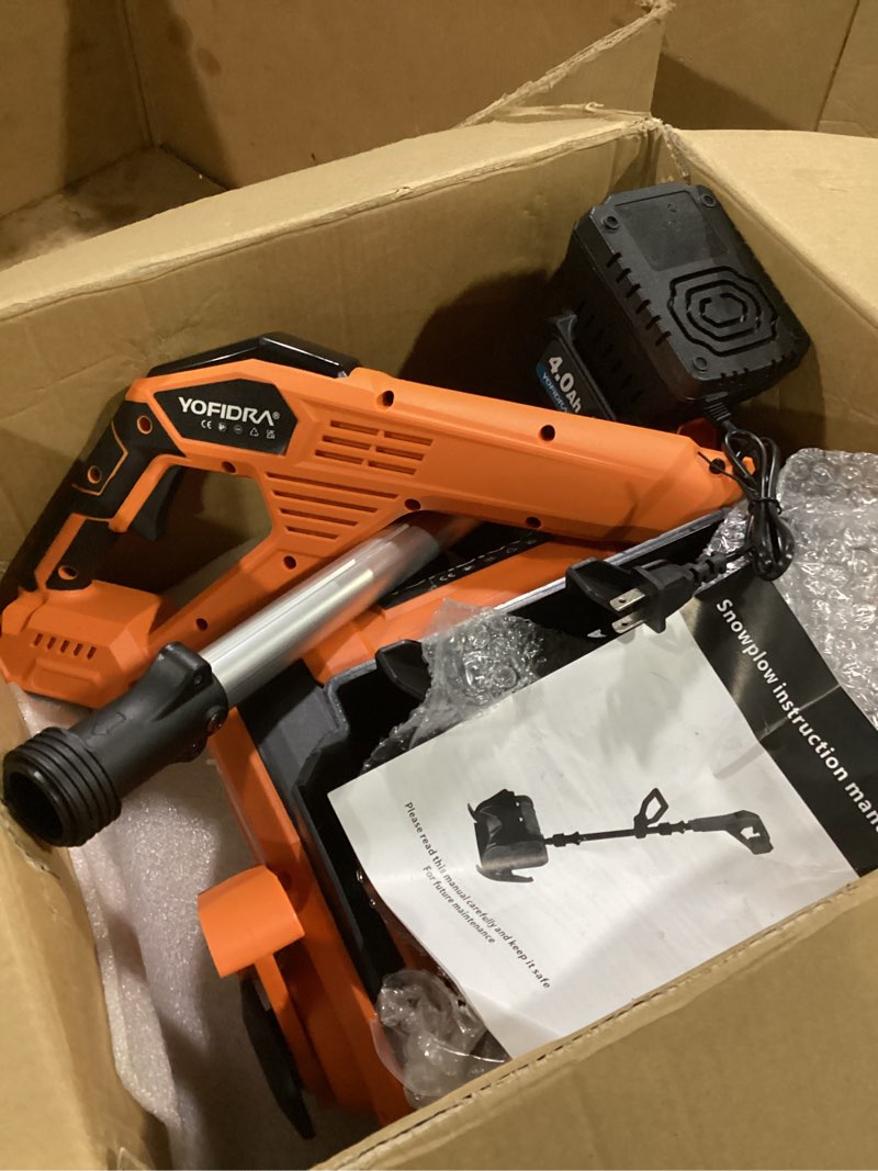 Condition photo showing Good Condition for yofidra cordless electric snow shovel.it includes a 4.0ah 21v lithium-ion battery for power.