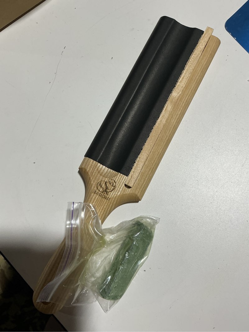 Condition photo showing Good Condition for BeaverCraft LS5P1 Wood Carving Strop Wood Carving Gouge Hook Knife Sharpening Honing Tools Strop Stropping Kit Leather Paddle Strop Spoon Carving Tools Sharpening Kit Sharpener with Polishing Compound