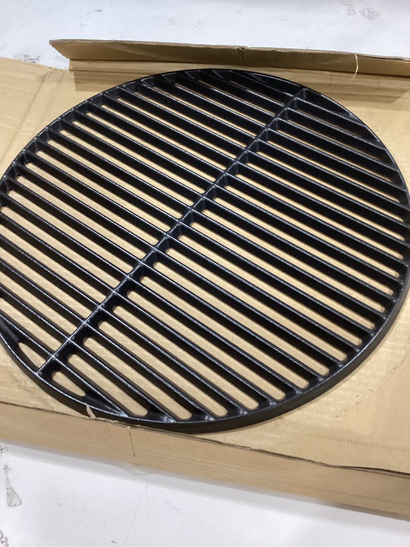 Condition photo showing Good Condition for 16" round cast iron cooking grid for large big green egg accessories, grate grids for any 18\\\" kamado grills replacement parts