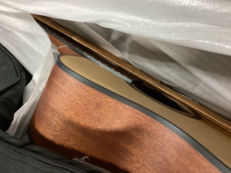 Condition photo showing Good Condition for CAHAYA Acoustic Guitar Beginner Set - 41" Full Size Spruce Top Mahogany Body with Okoume Neck Rosewood Fingerboard, GA Cutaway Design, Balanced Rich Tone with Gig Bag, Strap, Capo, Strings & Picks