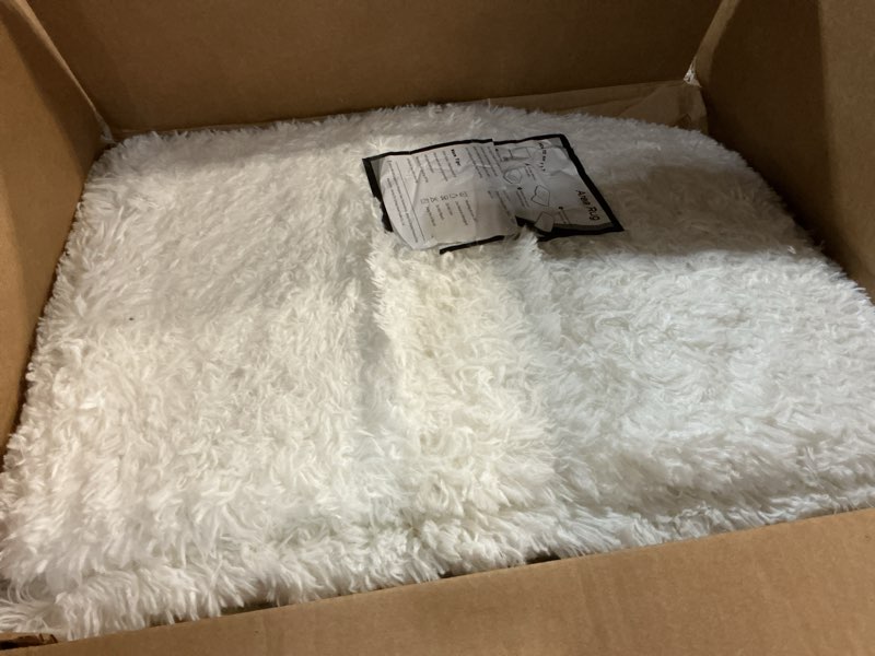 Condition photo showing As Is for deerhoo large shag area rugs 8 x 10, plush fuzzy rugs for living room, ultra soft fluffy furry rug for bedroom, indoor carpet nursery rugs for kids room home decor, white cream white 8' x 10' (rectangular)