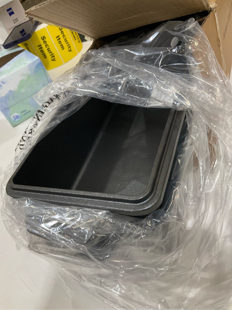 Condition photo showing Good Condition for 9×5 Inch Cast Iron Loaf Pan with Lid | Bread Baking Pan | Even Heat Distribution for Homemade Bread, Cake, and Meatloaf | 2 Piece Set