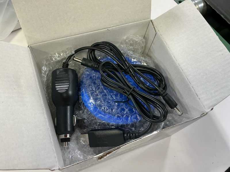 Condition photo showing Good Condition for antom magnetic wireless strobe light, waterproof rechargeable blue led beacon lights for trucks, vehicle emergency flashing warning, forklifts,tractors,golf carts,cars