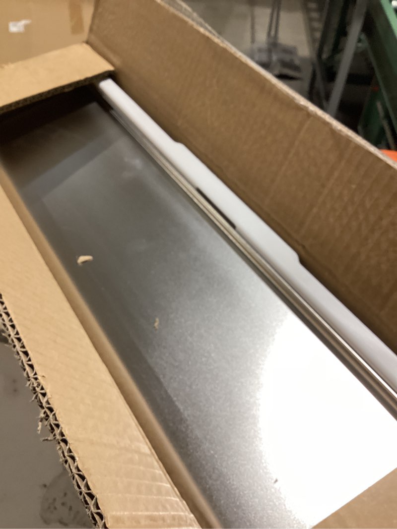 Condition photo showing Good Condition for stainless steel litter box | xl enclosed cat litter boxes with lid for big cats | high sided, anti-urine leakage | non-stick bottom & includes litter mat & metal scoop