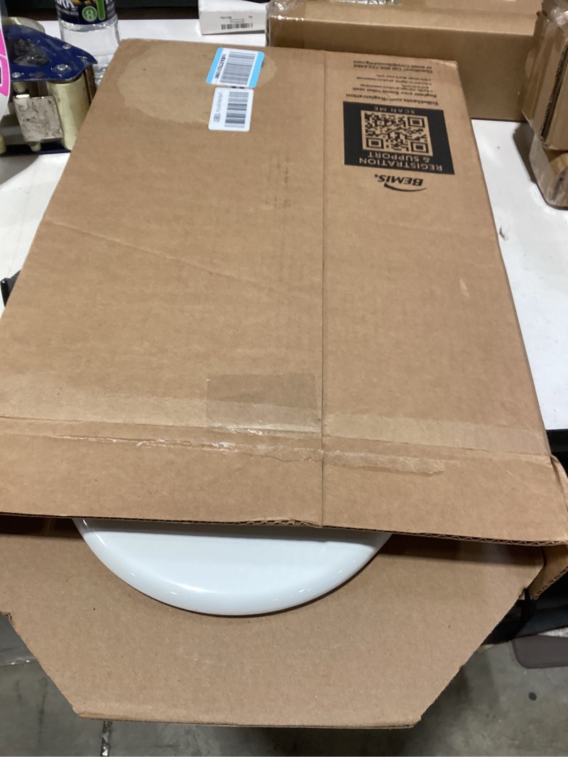 Condition photo showing New/Like New for bemis 1400tta economy durable wood toilet seat, made in usa, elongated, white