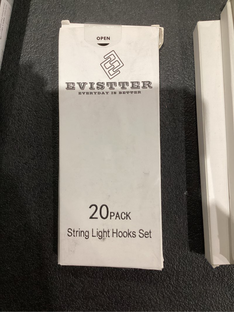 Condition photo showing New/Like New for EVISTTER 20 Pack String Light Hooks Outdoor Silver,2.2In Screw-in Hooks for Outdoor String Lights,Q Hanger Hooks Outdoor for Decoration Hanging