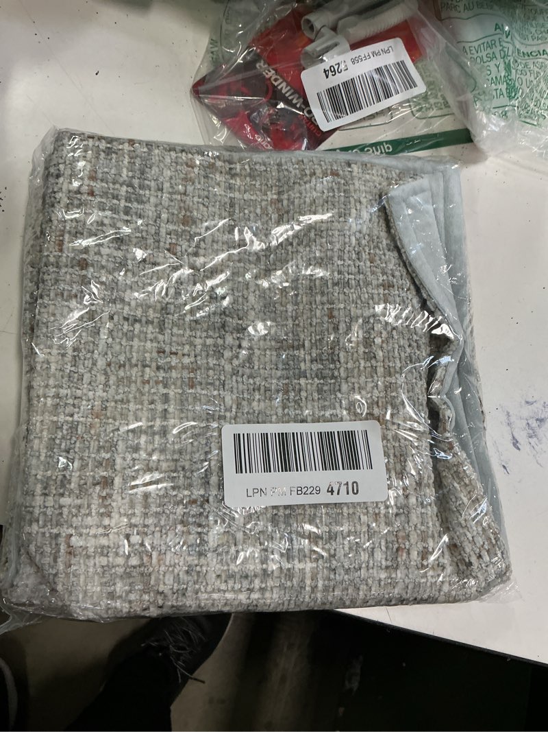Condition photo showing New/Like New for FUTEI Grey Decorative Throw Pillow Covers 18x18 Inch Set of 2,Soft Chenille Tweed Textured Cushion Case,Modern Home Decor for Couch Bed Living Room Grey 18" x 18" (Pack of 2)