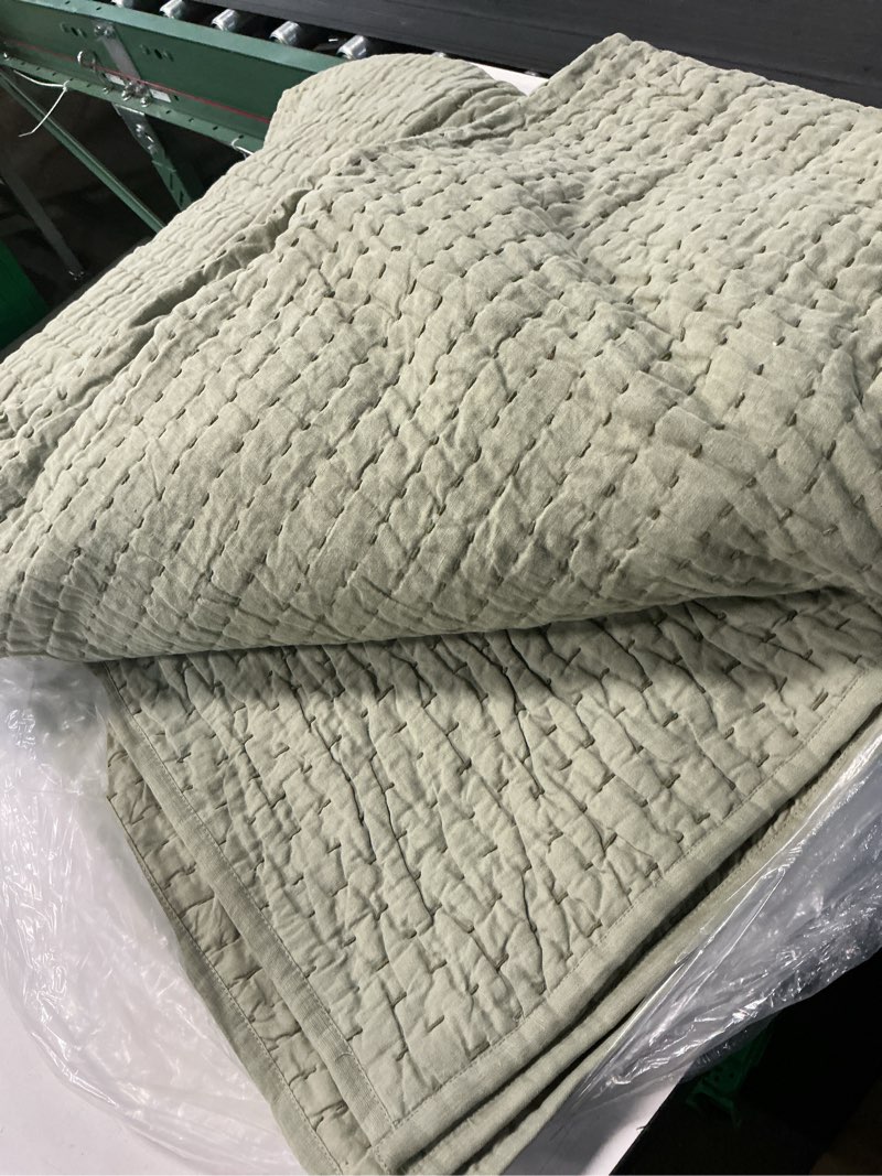 Condition photo showing Good Condition for european linen cotton stitch quilt set, king/cal king, willowleaf