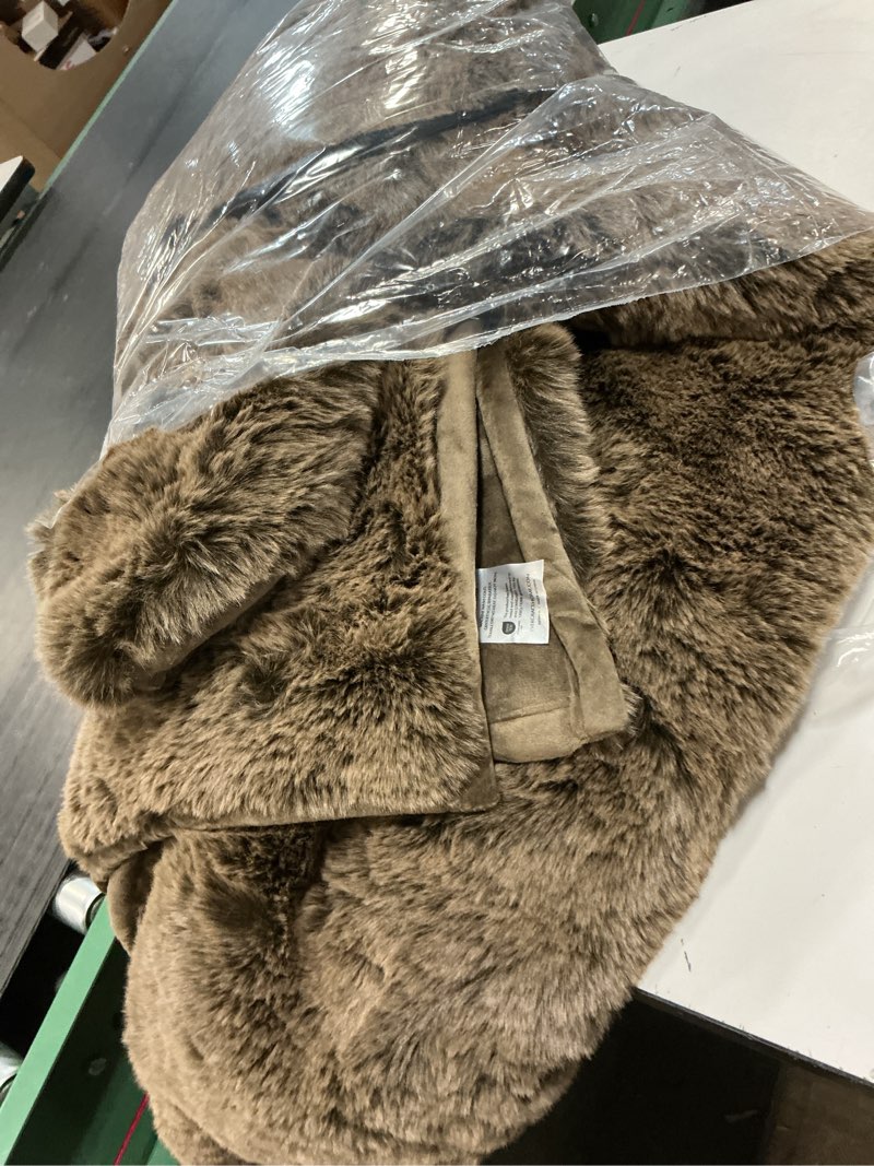 Condition photo showing Good Condition for ( color brown )evergracehome luxury faux fur throw blanket, soft fluffy faux mink blankets for bed, couch, sofa, thick cozy plush warm fur throws with reversible velvet, frosted white wolf, 50\"x60\" frosted white wolf 50\"x60\"