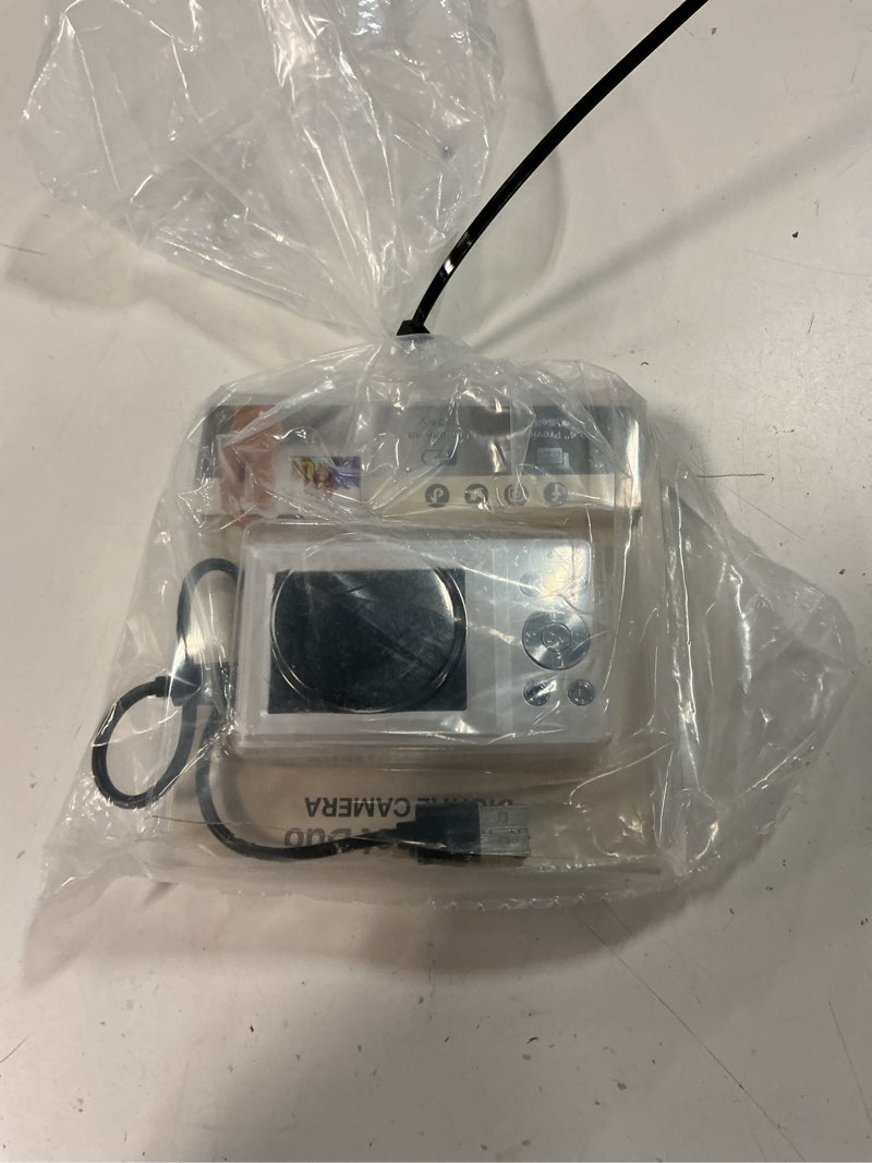 Condition photo showing As Is for vivitar snapshot duo digital camera - white