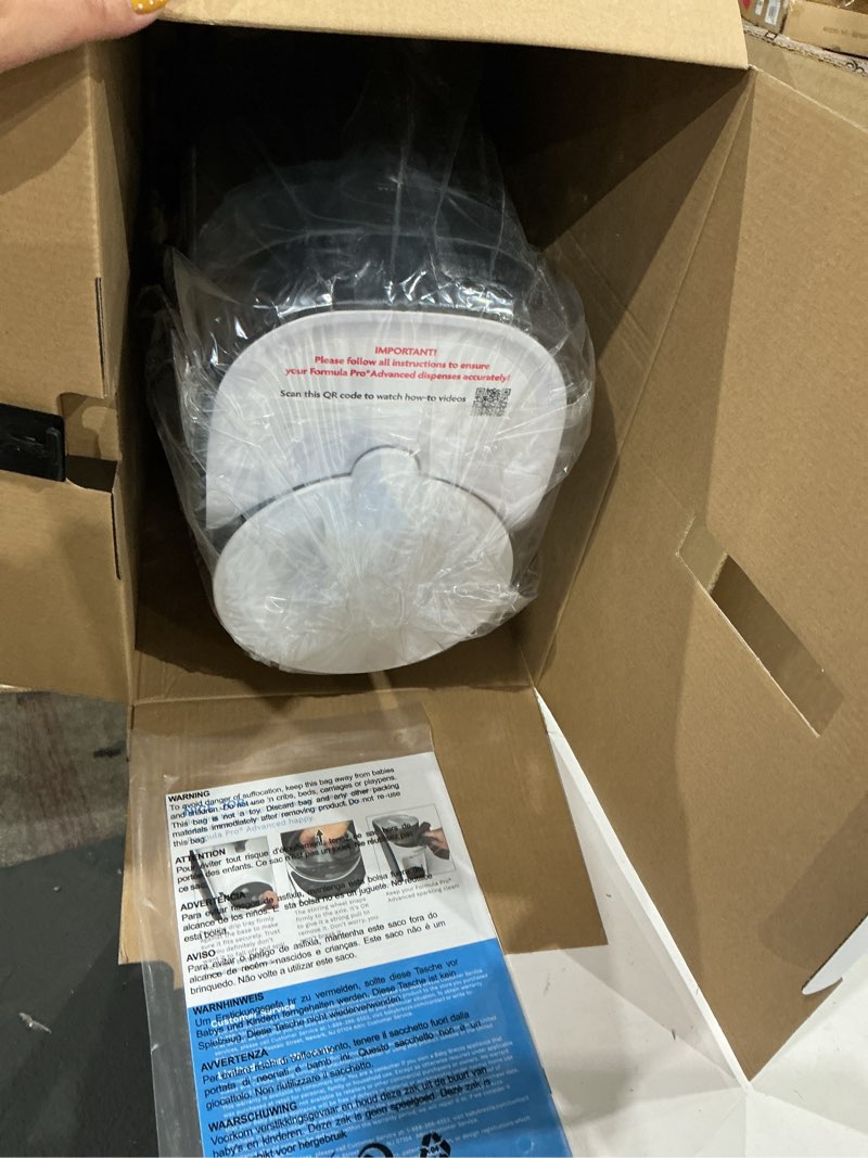 Condition photo showing Good Condition for baby brezza new and improved formula pro advanced formula dispenser machine - automatically mix a warm formula bottle instantly - easily make bottle with automatic powder blending, white formula pro advanced dispenser