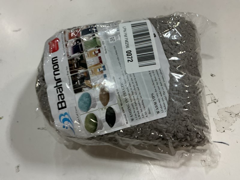 Condition photo showing Good Condition for Baahrnom Microfiber Elongated Toilet Seat Cover 19.5"x 15" Machine Washable Solid Toilet Lid Cover Adjustable Rubber Backing Fits Only 18-19.5" L x 14-16" W Elongated Toilet Seat Gray 19"Lids