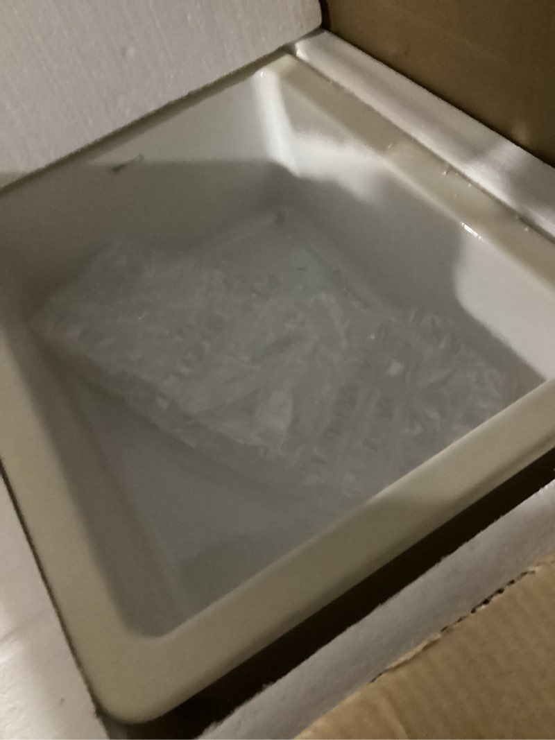 Condition photo showing Good Condition for Sinkology Jackson Crisp White Fireclay 33" Single Bowl Drop-In Kitchen Sink with 1 Hole